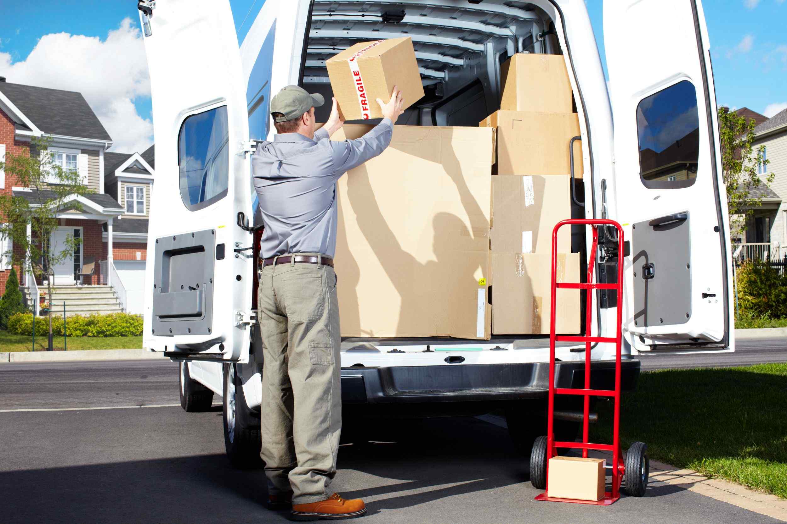 https://www.megatrans-brunei.com/wp-content/uploads/2015/09/shutterstock_114021085.jpg